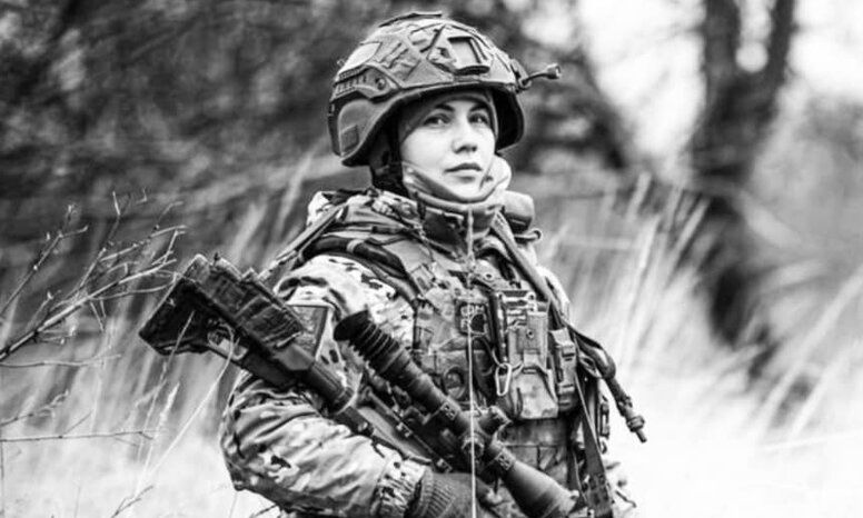 Защищая Украину, погибла снайпер роты снайперов 53 ОМБр Катерина Шинкаренко.